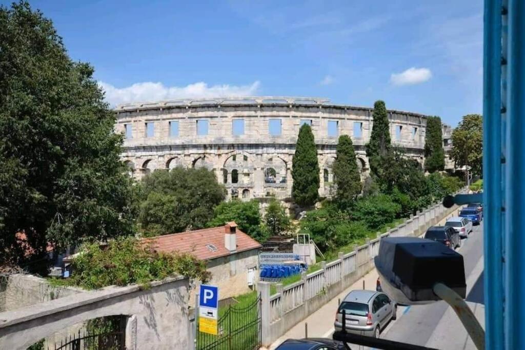 Colloseum View From The Apartment 普拉 外观 照片